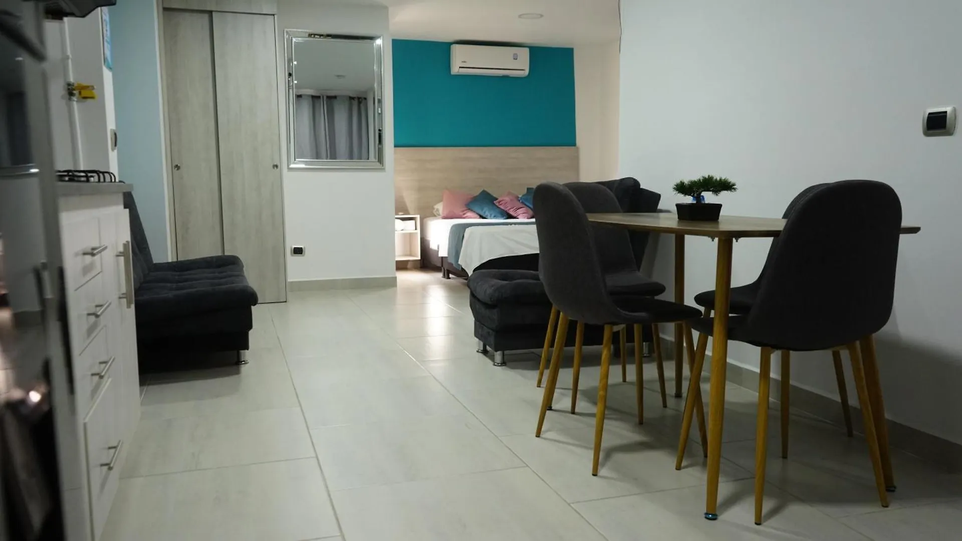 Apartamento Moderno Tranquilo Y Armonioso Medellín
